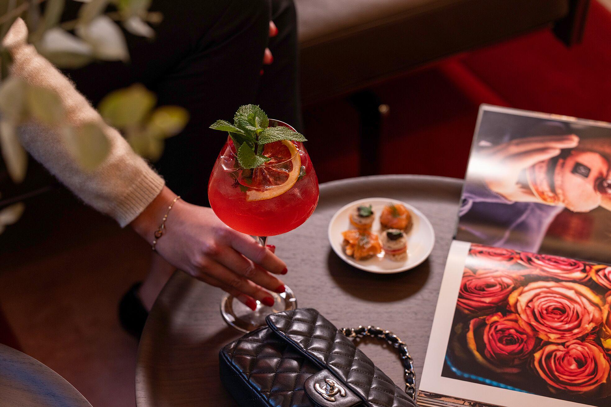 Villa-des-pres Paris