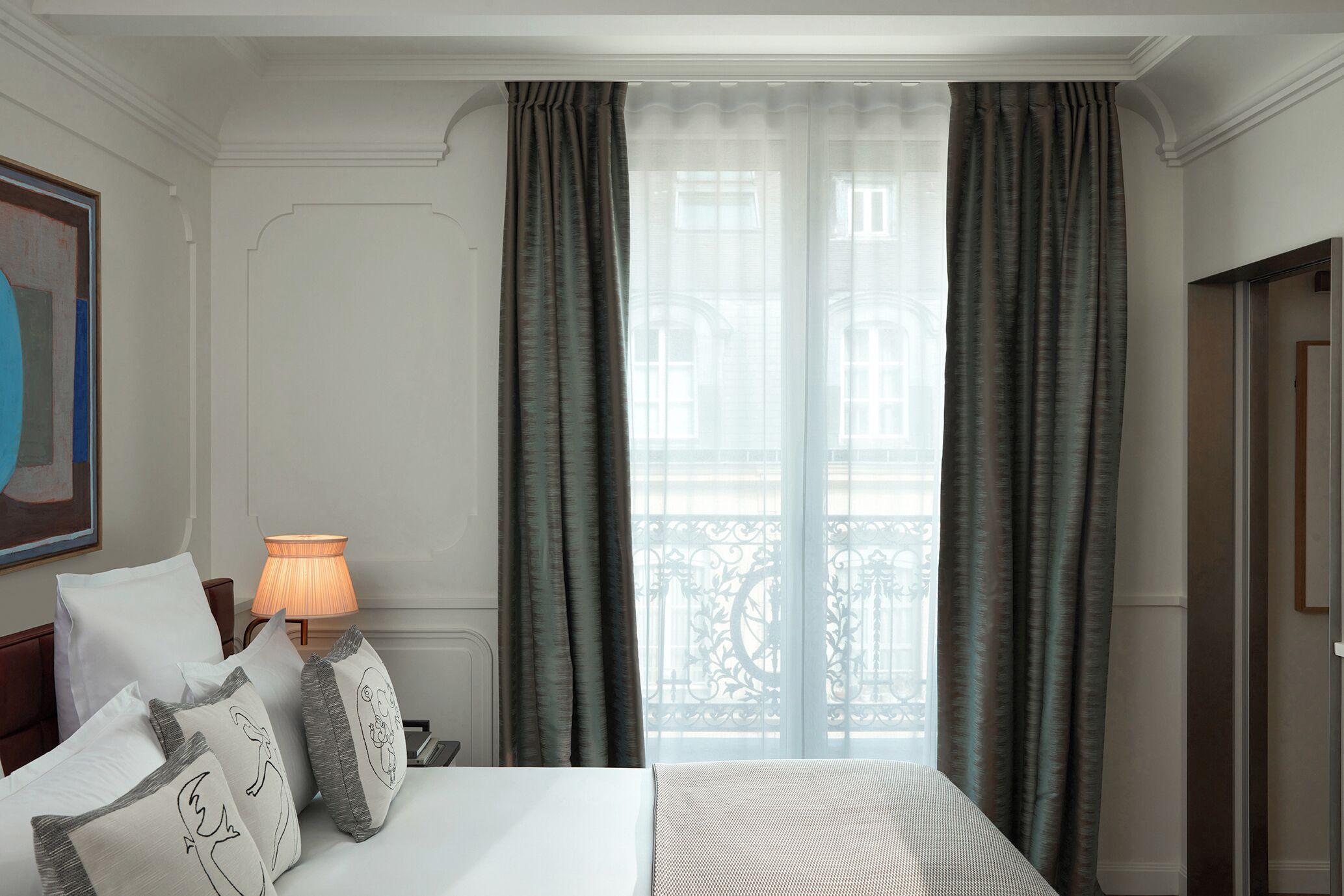 Villa-des-pres Paris